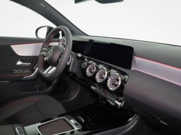 Mercedes Klasa A W177/V177 Hatchback Facelifting 2.0 220 190KM 2025 Od ręki - 220 4MATIC (190KM) AMG Line | MULTIBEAM LED + Night, zdjęcie 11