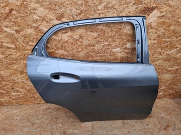 DVEŘE PRAVÉ ZADNÍ MERCEDES GLA W156 X156