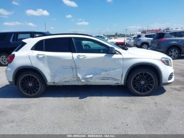 Mercedes GLA II 2020 Mercedes-Benz GLA 2020r, 2.0L 2.0 Benzyna 208KM, zdjęcie 3