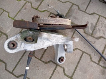 Поворотный кулак ЗАДНИЙ ПРАВЫЙ NISSAN MAXIMA A34 VI ALTIMA III L31