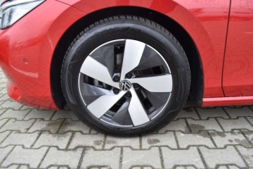 Volkswagen Passat B8 Variant Facelifting 2.0 TDI SCR 150KM 2025 Volkswagen Passat Variant 2.0TDI DSG 150KM Elegance HAK IQ.Drive SportoweZ, zdjęcie 36