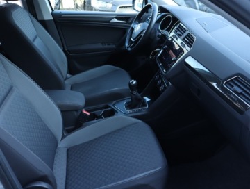 Volkswagen Tiguan II SUV 1.5 TSI EVO 130KM 2020 VW Tiguan 1.5 TSI, Serwis ASO, Navi, Klima, zdjęcie 8