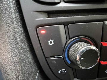 Opel Meriva II Mikrovan 1.4 Twinport ECOTEC 100KM 2011 Opel Meriva TYLKO 132tyśkm 1WŁ Wersja ESSENTIA 2011 Klima 1.4Zwykła Benzyna, zdjęcie 13