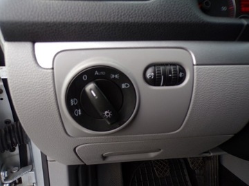 Volkswagen Golf V Kombi 1.9 TDI 105KM 2008 VOLKSWAGEN GOLF V KOMBI 1.0 TDI Z NIEMIEC ZAMIANA, zdjęcie 13