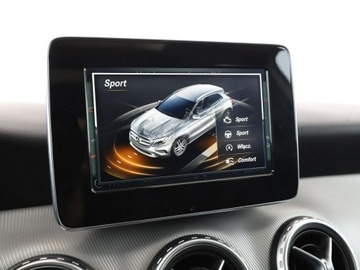 Mercedes GLA I Off-roader 2.0 250 211KM 2016 Mercedes GLA 250 Automat Sensation Panorama, zdjęcie 24