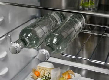 Electrolux ENC8MD19S встраиваемый холодильник