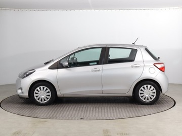 Toyota Yaris III Hatchback 5d Facelifting 2017 1.5 Dual VVT-iE 111KM 2018 Toyota Yaris 1.5 Dual VVT-i, Salon Polska, zdjęcie 2