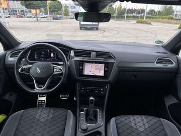 Volkswagen Tiguan II SUV Facelifting 2.0 TDI 200KM 2021 Volkswagen Tiguan 2.0TDI 200KM 4MOTION, Hak, Navi, Asystenci, Head-up, Kam, zdjęcie 13