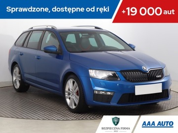 Skoda Octavia III RS Kombi 2.0 TSI 220KM 2013 Skoda Octavia RS 2.0 TSI, Skóra, Navi, Xenon