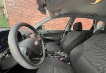 Hyundai i30 I Hatchback 1.4 109KM 2009 Hyundai i30 Alu Klima Isofix Gwarancja w cenie Warszawa VFXW 1.4 Benzyna, zdjęcie 9