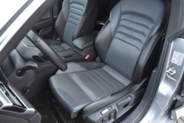 Volkswagen Arteon Fastback Facelifting 2.0 TDI SCR 150KM 2022 Volkswagen Arteon Shooting Brake 2.0TDI 150KM DSG SB Elegance WEBASTO Kame, zdjęcie 28