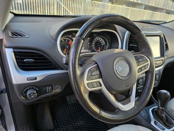 Jeep Cherokee V Terenowy 3.2 V6 272KM 2017 JEEP CHEROKEE Overland V6 3.2l benzyna 272KM 4X4 Salon PL LPG Wentylacja, zdjęcie 5