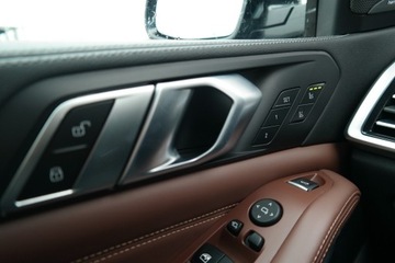 BMW X5 G05 SUV 3.0 30d 286KM 2023 BMW X5 BMW X5 xDrive30d M Sport PPF HAK Panorama A, zdjęcie 22