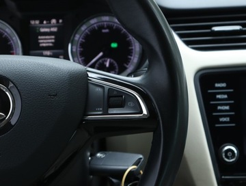 Skoda Octavia III Kombi Facelifting 2.0 TDI 150KM 2019 Skoda Octavia 2.0 TDI, Salon Polska, DSG, Navi, zdjęcie 18