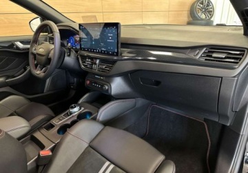 Ford Focus IV Hatchback ST Facelifting 2.3 EcoBoost 280KM 2024 Ford Focus STx 280 KM Salon Polska ASO FV23 R-CARS Warszawa 2.3 Benzyna, zdjęcie 8