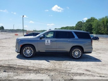 Cadillac Escalade III 2022 Cadillac Escalade Premium Luxury 2022 6.2l 6.2 Benzyna 420KM, zdjęcie 2