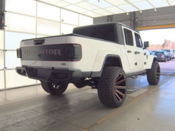 Jeep Gladiator 2020 Jeep Gladiator North Edition Crew Cab Medium Bed 2020 3.6 Benzyna 285KM, zdjęcie 4
