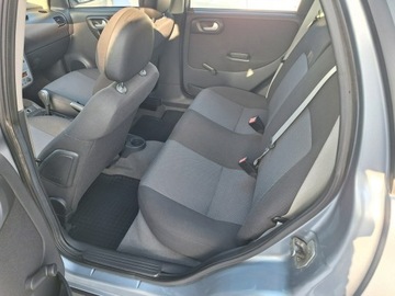 Opel Corsa C 2005 Opel Corsa Automat Klimatronik Webasto na pilota, zdjęcie 12