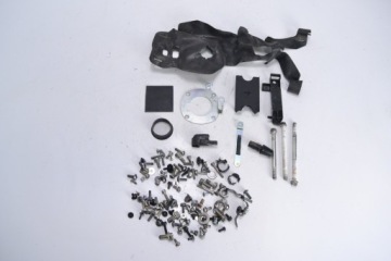 Śruby stelaż wypełnienie HONDA CB 125 R JC91 21-24