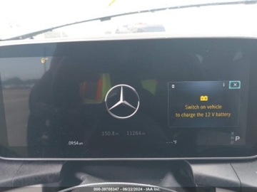 Mercedes GLC C254/X254 2023 Mercedes-Benz GLC 2023r, 300, 4matic, 2.0L 2.0 Benzyna 255KM, zdjęcie 9