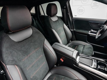 Mercedes GLA II Off-roader Facelifting 1.3 200 163KM 2025 MERCEDES-BENZ GLA 200 AMG Line Suv 1.3 (163KM) 2025, zdjęcie 4