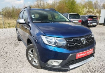 Dacia Sandero II Hatchback 5d Facelifting 0.9 TCe 90KM 2017 Dacia Sandero Stepway Dacia Sandero Stepway 0.9 tce klima navi pdc stan b, zdjęcie 1