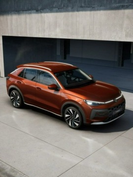 Volkswagen T-Roc I SUV Facelifting 1.5 TSI ACT 150KM 2026 Volkswagen T-Roc Wersja Style 1.5 eTSI 150 KM DSG, zdjęcie 9