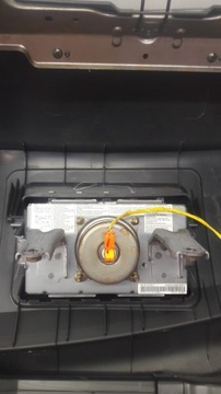 SUZUKI LIANA DESKA ROZDĚLOVAČE KOKPIT KONZOLA