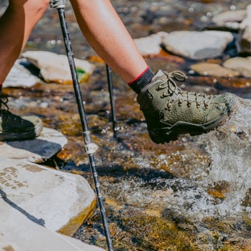 SUSZARKA DO BUTÓW Z DEZYNFEKCJĄ OZONOWĄ DO RĘKAWIC SKARPET OSUSZACZ 20 W
