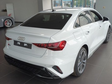 Audi A3 8Y Limousine 1.5 35 TFSI 150KM 2024 Audi A3 35 TFSI mHEV S Line S tronic Sedan 1.5 (150KM) 2024, zdjęcie 1