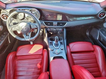 Alfa Romeo Giulia II Sedan Facelifting 2.0 Turbo 280KM 2022 Alfa Romeo Giulia Super 2022 2.0 Benzyna 280KM, zdjęcie 8