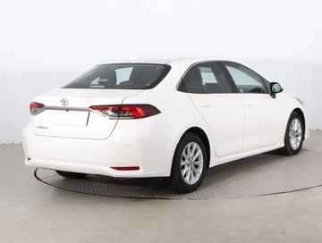 Toyota Corolla XII Sedan Facelifting 1.5 VVT-i 125KM 2023 Toyota Corolla 1.5 VVT-i, Salon Polska, zdjęcie 4