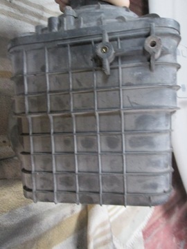 POUZDRO FILTRU VZDUCHU LANCIA LYBRA 1.8 7786471