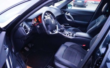 DS 5 Hatchback (Citroen) 2.0 HDi 163KM 2013 Citroen DS5 Citroen DS5 2.0 HDi SportChic 2.0 Diesel 163KM, zdjęcie 13