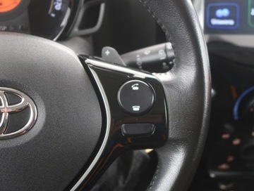 Toyota Aygo II Hatchback 3d Facelifting 1.0 VVT-i 72KM 2019 Toyota Aygo 1.0 VVT-i, Salon Polska, Serwis ASO, zdjęcie 16