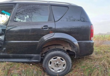  SsangYongKGM Rexton SsangYongKGM Rexton 3.2 Benzyna 220KM, zdjęcie 2