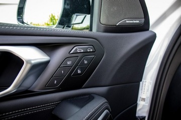 BMW X6 G06 SUV Facelifting 3.0 30d 298KM 2025 BMW X6 xDrive30d, Dostępny od ręki!, zdjęcie 16