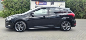 Ford Focus III Sedan Facelifting 1.5 EcoBoost 150KM 2018 Ford Focus Ford Focus ST-Line 1.5 EcoBoost 150KM Sony Navi CarPlay Kli, zdjęcie 5