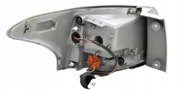 MITSUBISHI OUTLANDER 2013- SVĚTLO ZADNÍ PRAVÁ LED