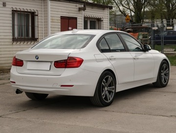 BMW Seria 3 F30-F31-F34 Limuzyna 1.6 316i 136KM 2012 BMW 3 316 i, Salon Polska, Xenon, Bi-Xenon, Klima, zdjęcie 4