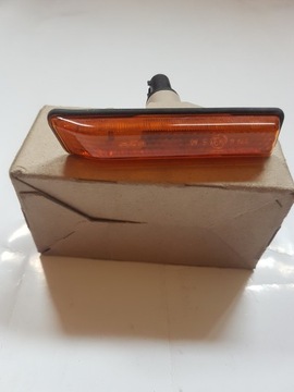 BMW 3 E36 X5 E53 BLIKAČ BOČNÍ