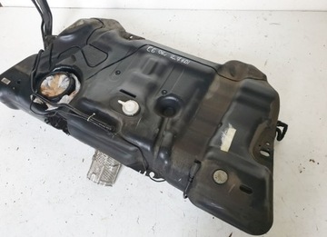 CITROEN C6 I 06R 2.7 HDI NÁDRŽ PALIVA