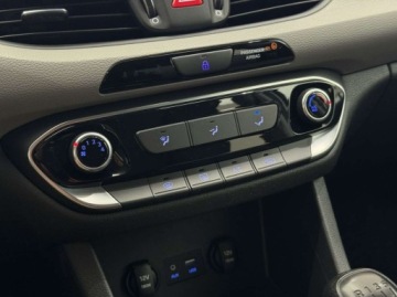 Hyundai i30 III Wagon 1.4 MPi 100KM 2019 Hyundai i30 Select Asystent hamowania Lane Assist Bluetooth FV23, zdjęcie 27