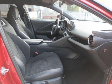 Toyota C-HR II SUV 2.0 Hybrid Dynamic Force 197KM 2024 Toyota C-HR 2.0 Hybrid GR Sport 2.0 Hybrid GR Spor, zdjęcie 12