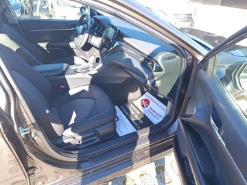 Toyota Camry IX Sedan 2.5 Hybrid Dynamic Force 218KM 2022 Toyota Camry 2.5 Hybrid Comfort CVT Toyota Camry 2, zdjęcie 16