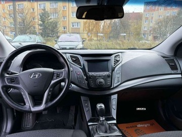 Hyundai i40 Sedan Facelifting 2.0 GDI 165KM 2017 Hyundai i40 Hyundai I40 2,0 benzyna Bussines Bogate Wyposazenie Zamiana, zdjęcie 3