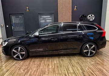 Volvo V60 I Kombi Facelifting 2.0 D4 DRIVE-E 190KM 2018 Volvo V60 R-Design D4 190KM skora BEZWYPADKOWY automat gwarancja, zdjęcie 10