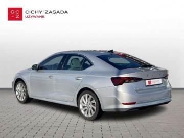 Skoda Octavia IV Liftback 2.0 TDI SCR 200KM 2023 Skoda Octavia 2.0TDI 200KM DSG 4x4 Wersja Style Salon Polska 2.0 Diesel, zdjęcie 2