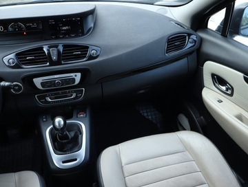 Renault Scenic III XMOD Energy dCi 130KM 2015 Renault Scenic 1.6 dCi, Skóra, Navi, Xenon, zdjęcie 7