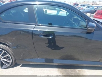 BMW Seria 2 G42-U06 2024 BMW Seria 2 2024r, 230I, 2.0L 2.0 Benzyna 250KM, zdjęcie 3